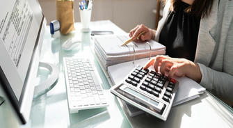 Accountant: The digital manager behind the operation of the enterprise